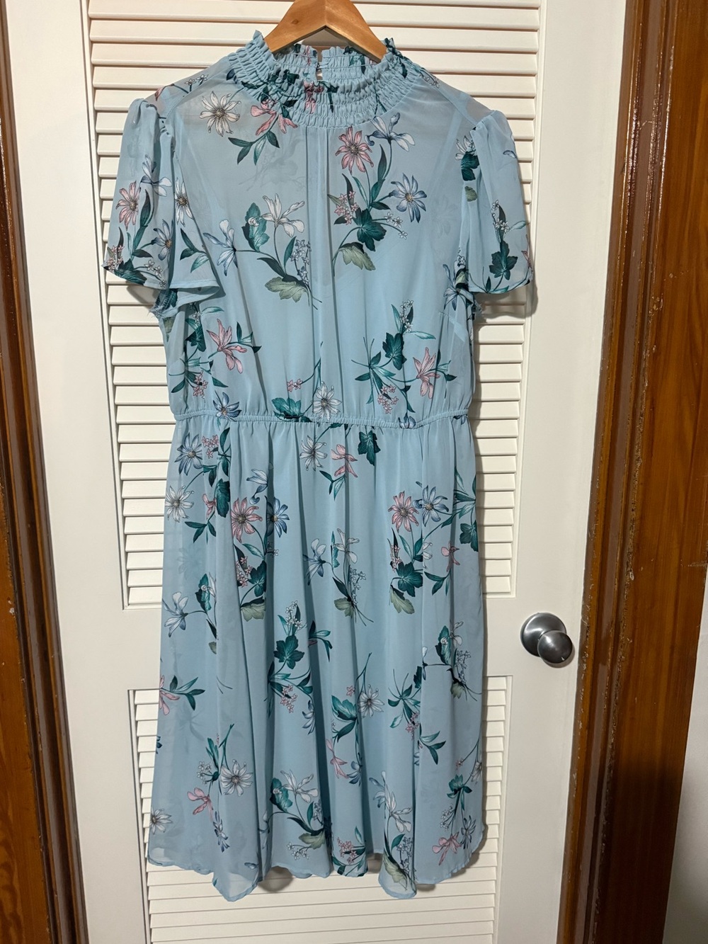 Torrid Light Blue Floral Midi Dress with Smocked Neck *Size 12*